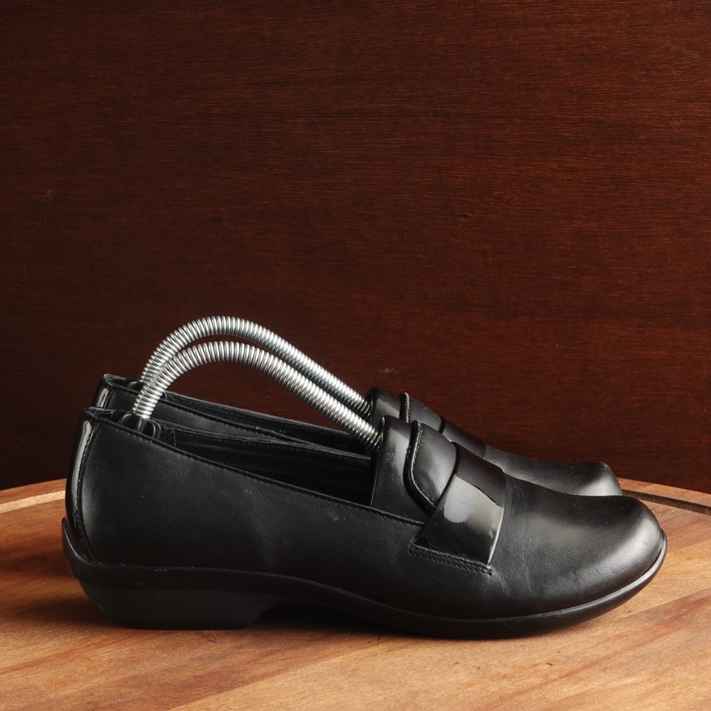 Dansko Shoes WMS SZ EU 37 US 6.5-7 BLK Oksana Leather Slip On Comfort Minimalist
